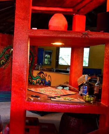 Round House Hostal - Photo4