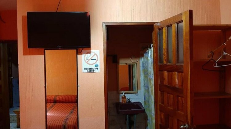 Hotel Encuentro del Viajero Panajachel - Photo3