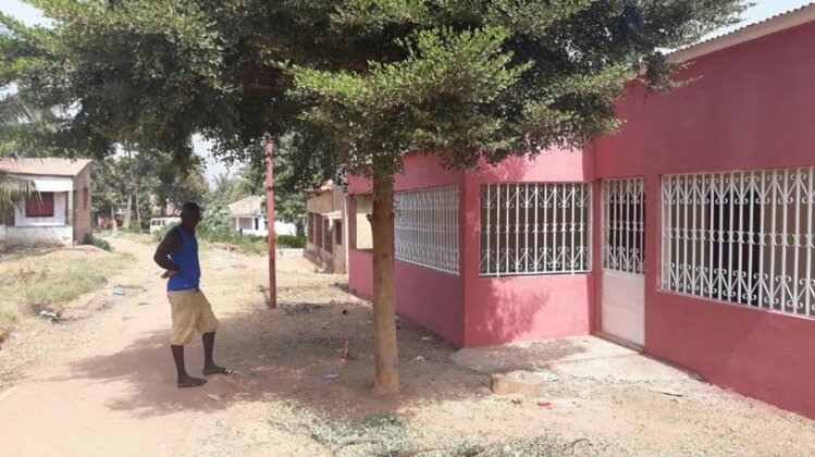 The Safety Place in Bissau - Photo2
