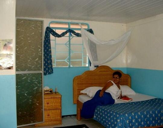 Savannah Inn Lethem - Photo3