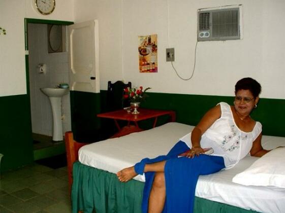 Savannah Inn Lethem - Photo4