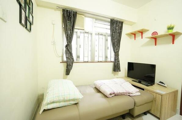 Cosy 2 bedroom @ Wan Chai MTR HKCEEC
