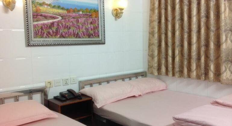 Lucky Guest House Carlton Group of Hostels - Photo3
