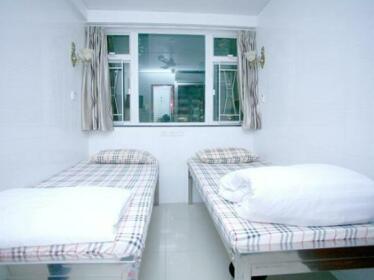 Pay-Less Guesthouse 7/F A9