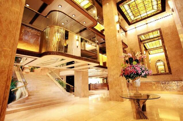 Regal Kowloon Hotel - Photo2