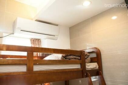 Rm33 Mongkok Mtr For 3 Persons