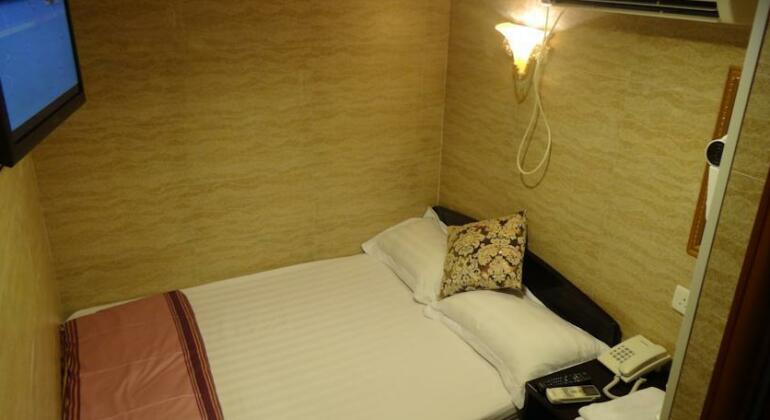 Sleep In Hotel - Photo4