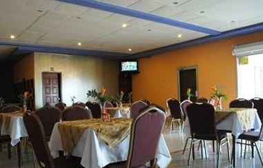 Hotel Plaza Maria - Photo2