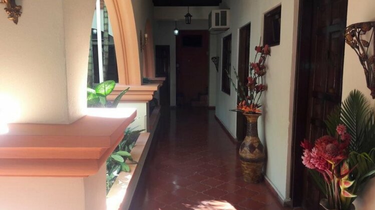 Hotel Acropolis Maya - Photo2