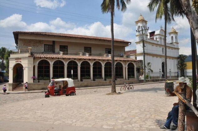 Hotel Plaza Copan - Photo4