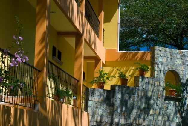 La Canada Copan Hotel and Suites - Photo2