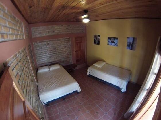 Jardin Cafe Hostal & Restaurant - Photo2