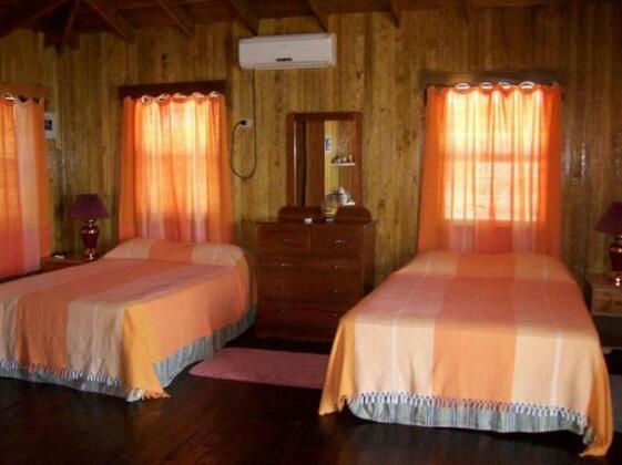 Graham's Place - Photo3