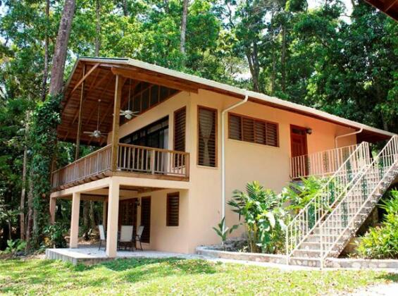 Villas Pico Bonito