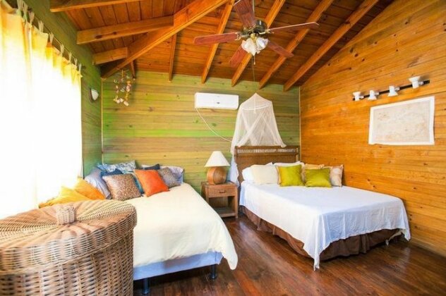 Mango House Roatan - Photo4