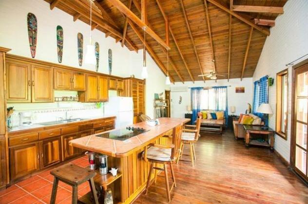 Mango House Roatan - Photo5