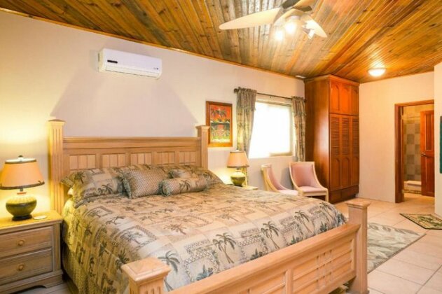 Sunset Villas 7B - Photo3
