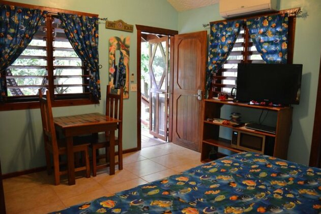 West Bay Lodge and Spa - Photo5