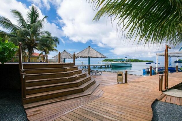 Wikkid Resort - Photo2