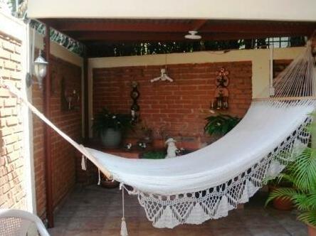 Econo Guest House - Photo3