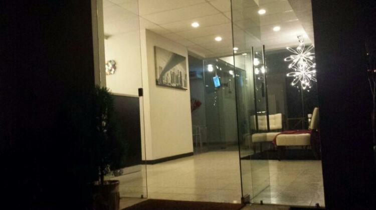 G y V Hotels - Photo3