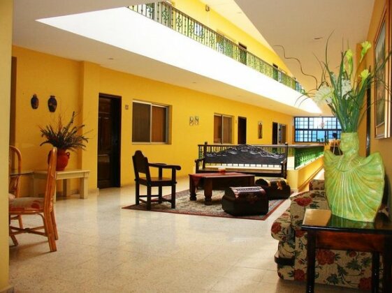 Hotel Paseo Miramontes - Photo2