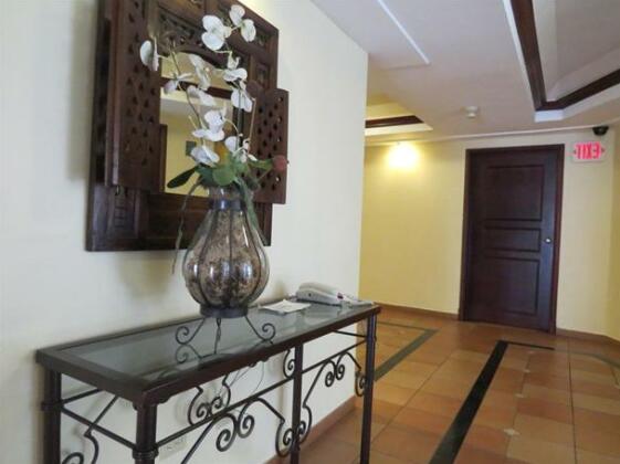 Hotel & Suites El Picacho - Photo4