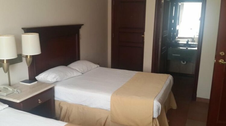Hotel & Suites El Picacho - Photo5