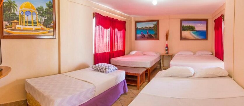 Hotel BAHIA Tela - Photo4