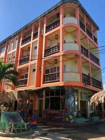Hotel y Restaurante Colonial Playa