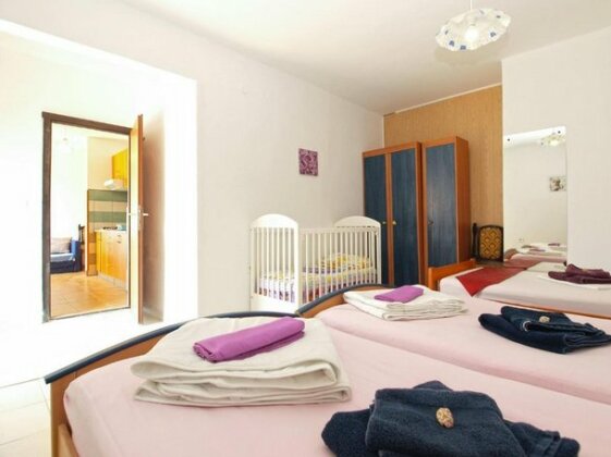 Apartments Davor 1676 - Photo4