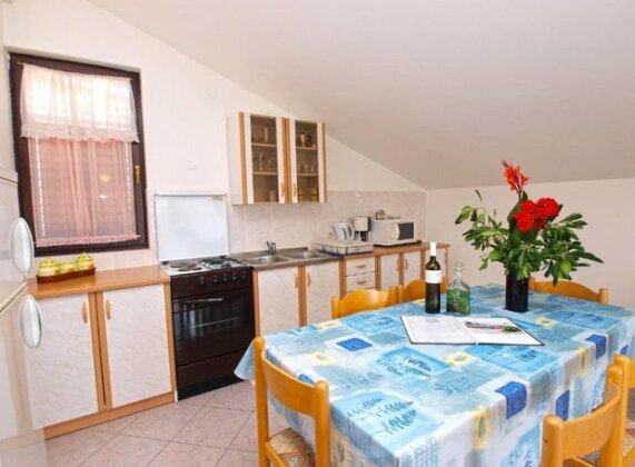 Apartments Silvana 1183 - Photo2