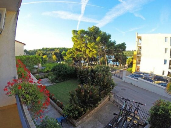 Holiday Home Helena Banjole - Photo2