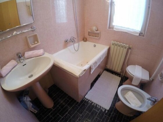 Holiday Home Helena Banjole - Photo5
