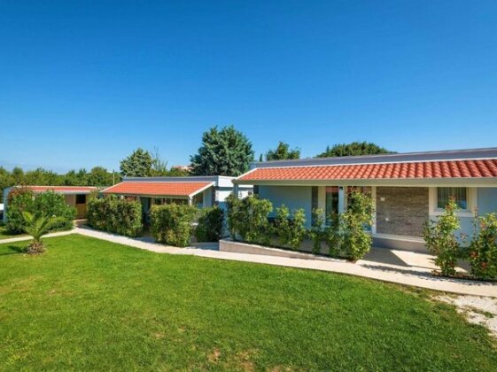 Holiday Home Luxury Premium 4 - Photo4