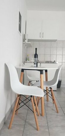 Lendas studio apartment - Photo3