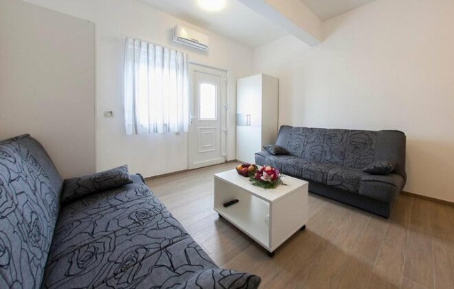Villa Klara Apartments - Photo2