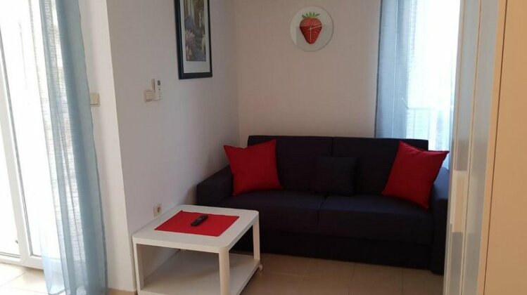 Apartment Mimoza 7 for 4 - Photo3