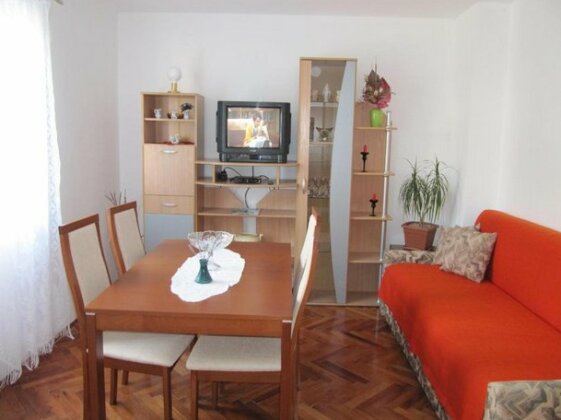 Apartments Dujmovic Baska - Photo2