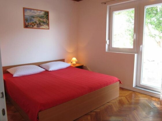 Apartments Dujmovic Baska - Photo4