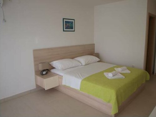 Apartments Fran - Photo2