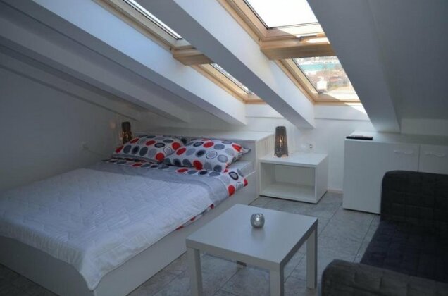 Apartments Mare Baska - Photo2