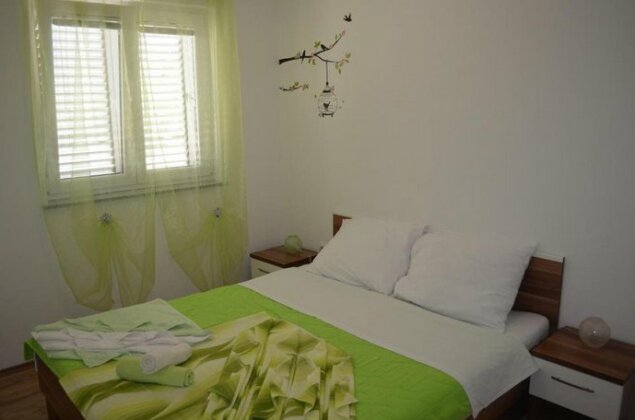 Apartments Mare Baska - Photo5