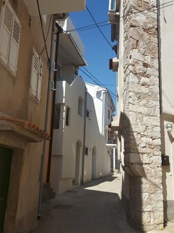 Apartments Neva Baska - Photo3