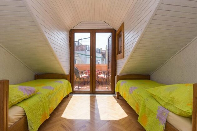 Apartments Neva Baska - Photo4
