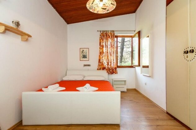 Holiday Home Zlata Baska - Photo5