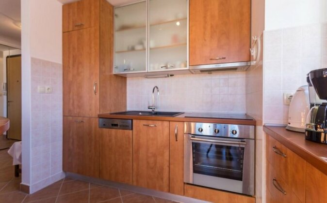 Tinka Baska - Photo5