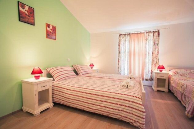 Valis Aurea Baska - Photo5