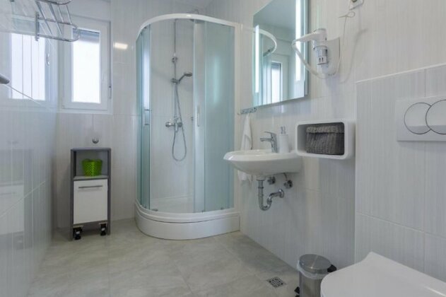 Apartmanska kuca LUNA - Photo5