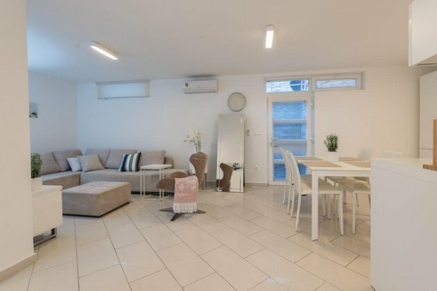 Lalic Gallery Apartments - Photo2